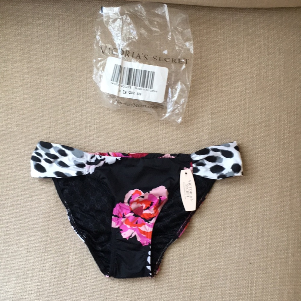 Victoria’s Secret floral side ruched bikini bottom